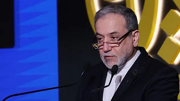 İran Dışişleri Bakanı Erakçi: ABD'nin vurduğu nükleer tesislerde patlamayan bombalar var