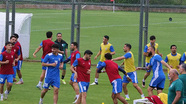İran, Dünya Kupası'na Antalya'da hazırlanıyor