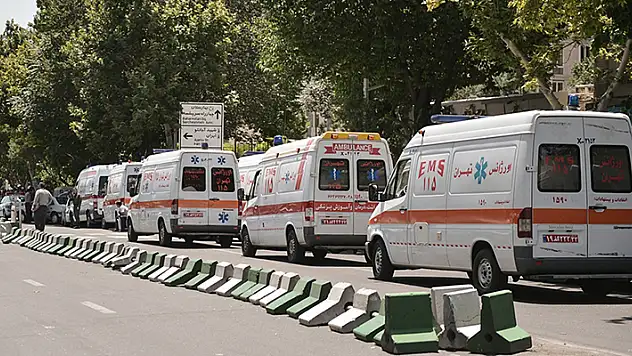 İran'ın Tebriz kentindeki bir kız okulunda 20 öğrenci zehirlendi
