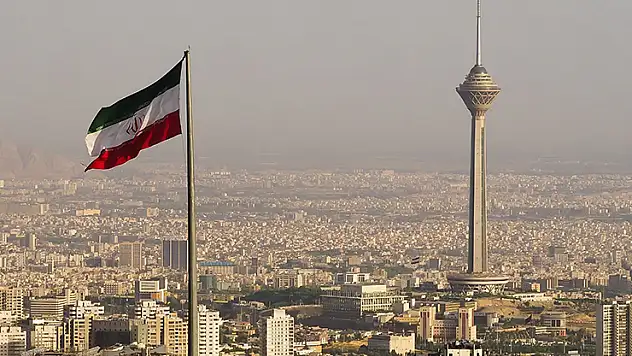 İran Kızılayı: ABD saldırılarında 11 kişi yaralandı