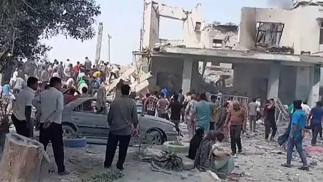 İran'da kız ilkokuluna saldırı: 51 ölü