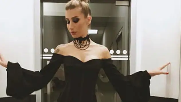 İrem Derici yoğun bakımda...