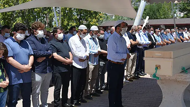 İş adamı Mehmet Bayır son yolculuğuna uğurlandı