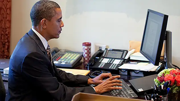 İş arayan Obama'ya Osmaniye'den iş teklifi