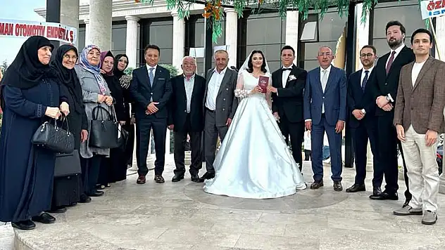 İş dünyasını buluşturan düğün