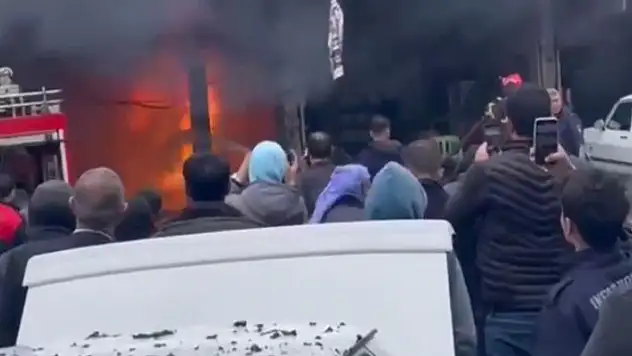 İş yerinde çıkan yangında tüp tankeri patladı
