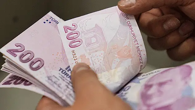 İşçi, işveren ve hükümet 'asgari ücret' gündemiyle toplanacak
