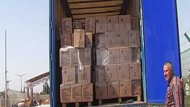 IŞİD'ten kaçan Türkmenlere, gıda yardımı