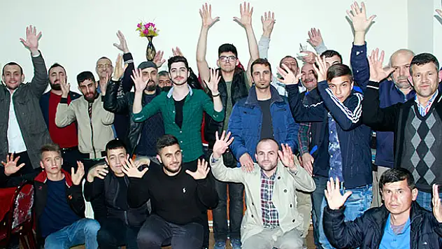 İşitemeyenlerin kulağı oluyor