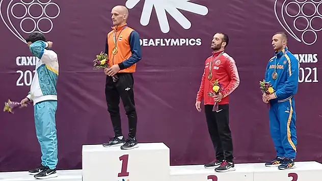 İşitme engelli karatecilerden Brezilya'da 2 gümüş, 3 bronz madalya
