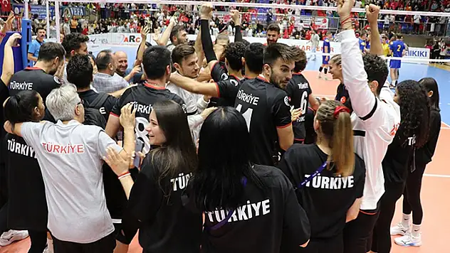 İşitme Engelliler Erkek Milli Voleybol Takımı, dünya şampiyonu oldu!
