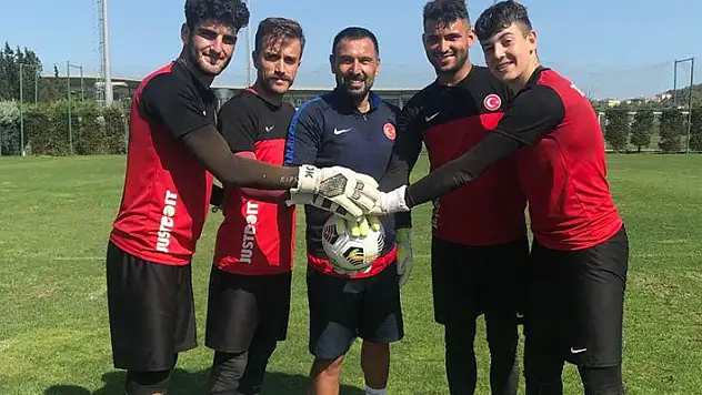 İşitme Engelliler Fransa'yı ağırlıyor 