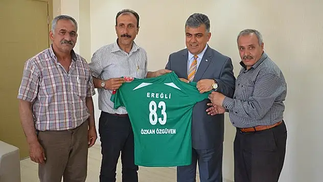 İşitme engellilerden Özgüven'e ziyaret