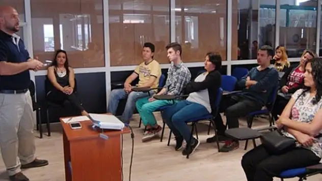 İŞKUR'dan öğrencilere iş ve gelir imkanı