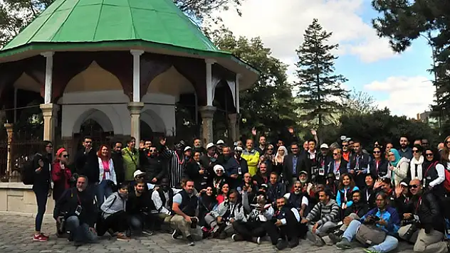 İslam ülkelerinin ünlü fotoğrafçıları Akşehir'de