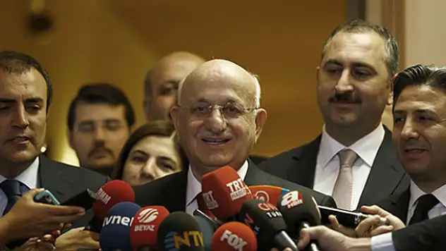 İsmail Kahraman'ın adaylık başvurusu yapıldı