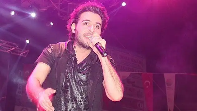 İsmail YK, Kumluca'da konser verdi