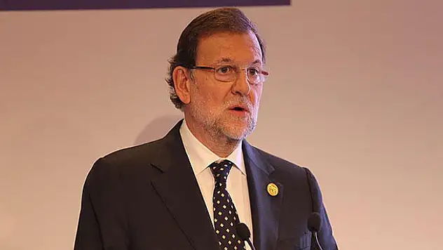 İspanya Başbakanı Rajoy'a fiziksel saldırı