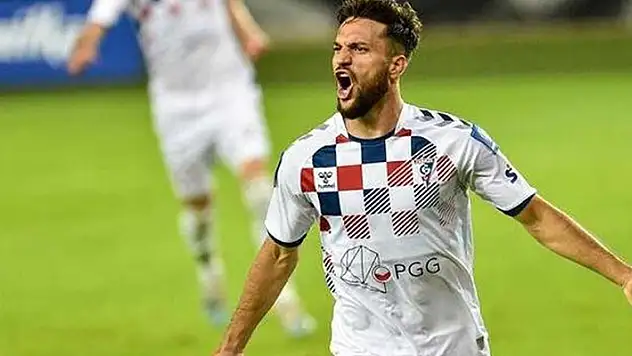 İspanyol golcü Konyaspor'a geliyor
