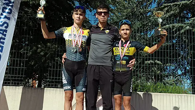 Isparta'da Büyükşehir fırtınası
