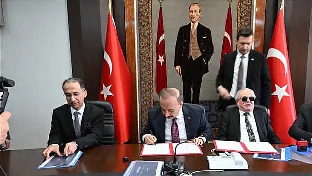 Isparta'daki kamu binalarında sesli navigasyon dönemi başlıyor