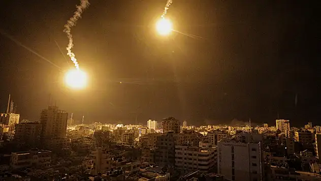 İsrail, Cibaliye kampını vurdu: En az 100 ölü
