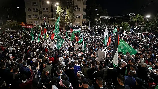 İsrail ile Hamas arasındaki esir takası müzakerelerinin başlatılması için görüşmeler sürüyor