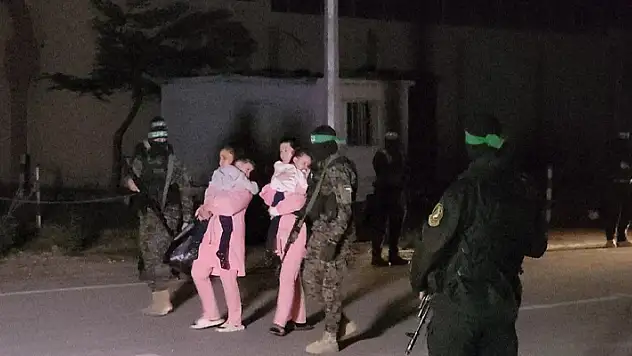 İsrail ile Hamas arasındaki esir takasında 5. gün
