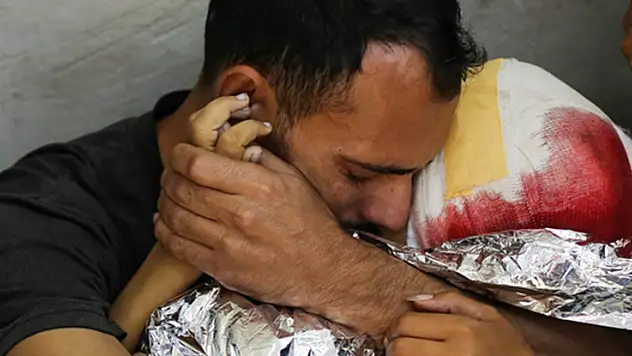 
İsrail'in 388 gündür saldırılarını sürdürdüğü Gazze'de can kaybı 43 bini aştı