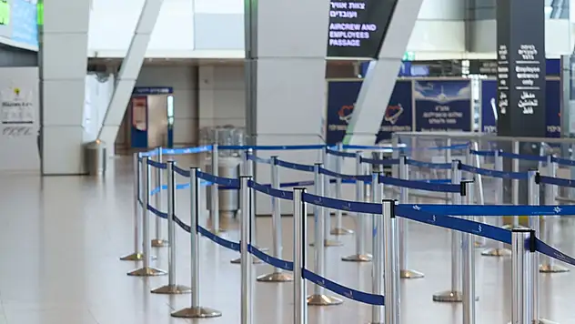 İsrail'in Ben Gurion Havalimanı zehirli duman nedeniyle tahliye edildi