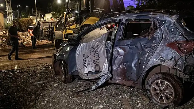 İsrail'in Gazze'ye SİHA ile düzenlediği saldırıda 3 kişi hayatını kaybetti
