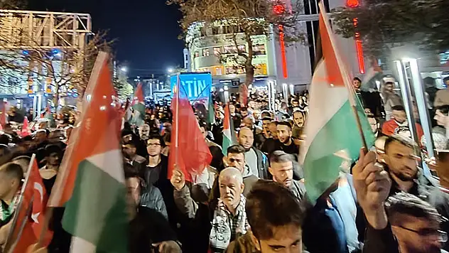İsrail'in hastane saldırısı Konya'yı ayağa kaldırdı