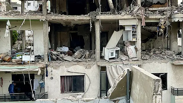 İsrail'in Lübnan'a saldırılarında ölenlerin sayısı 3 bini geçti
