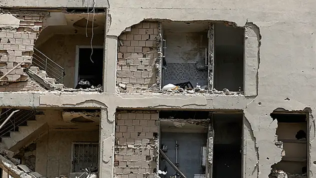 İsrail'in İran'a saldırılarında 49 kadın ve 13 çocuk da hayatını kaybedenler arasında