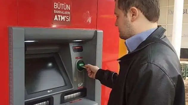 İşsiz vatandaşa 20 bin lira limitli kredi kartı