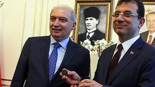 İstanbul Büyükşehir Belediye Başkanı seçilen Ekrem İmamoğlu görevi devraldı