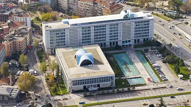 İstanbul Büyükşehir Belediye Başkanlığı 278 zabıta memuru alacak
