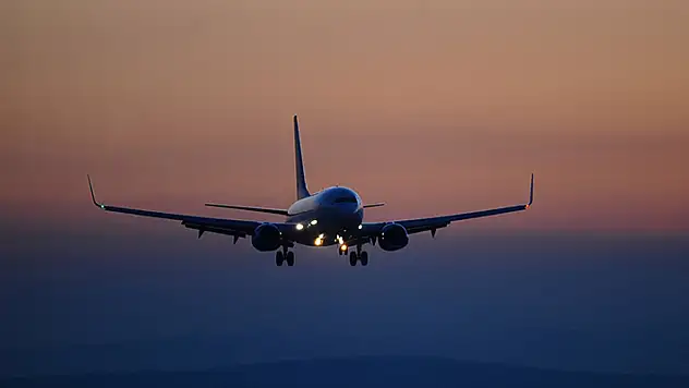 İstanbul çıkışlı İran, Irak ve Ürdün'e yapılacak hava yolu seferleri iptal edildi

