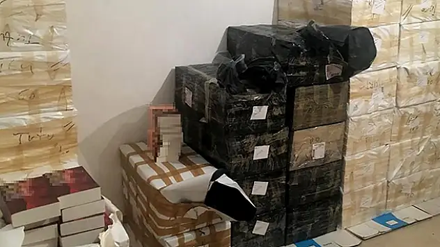 İstanbul'da 11 bin 500 korsan kitaba el konuldu