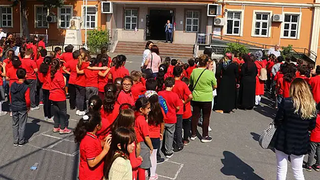 İstanbul'da 14 okulda eğitime ara verildi