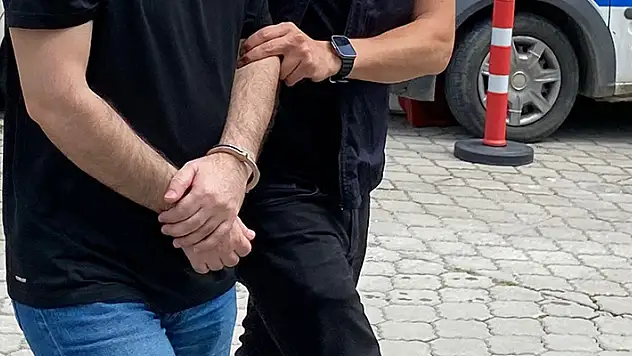 İstanbul'da 18 FETÖ şüphelisi gözaltına alındı
