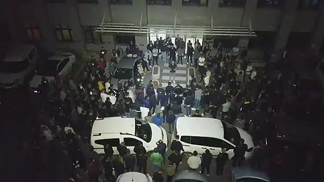 İstanbul'da 25 ilçede uyuşturucu operasyonu: 104 şüpheli yakalandı

