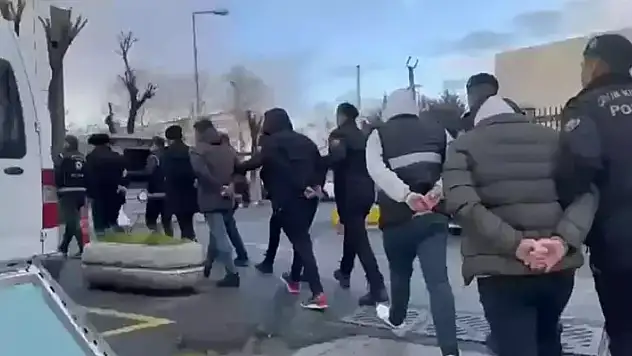 İstanbul'da 9 göçmen kaçakçısı yakalandı
