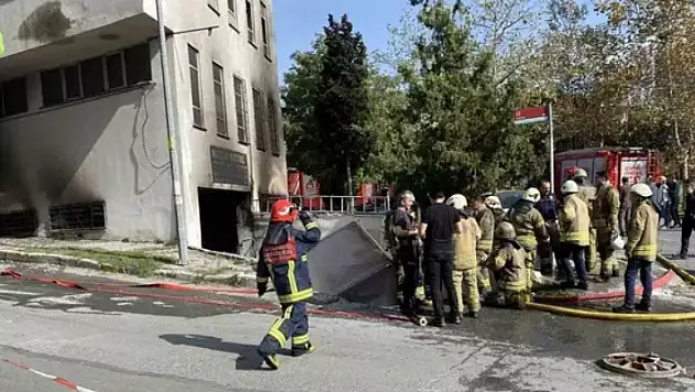İstanbul'da bir binanın bodrum katında patlama!