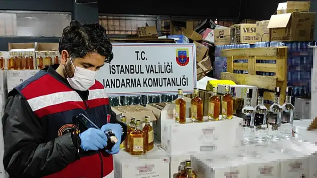 İstanbul'da bir yılda 95 bin litre sahte içki ele geçirildi
