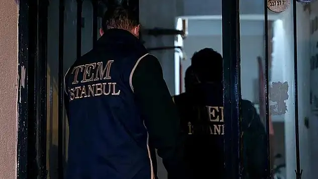 İstanbul'da FETÖ operasyonunda 13 şüpheli yakalandı
