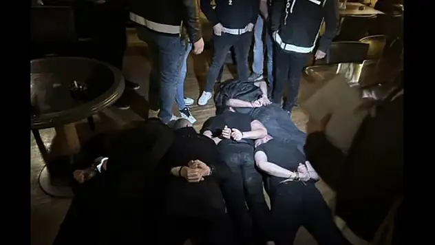 İstanbul'da 'mahzen-34' operasyonu: 9 gözaltı