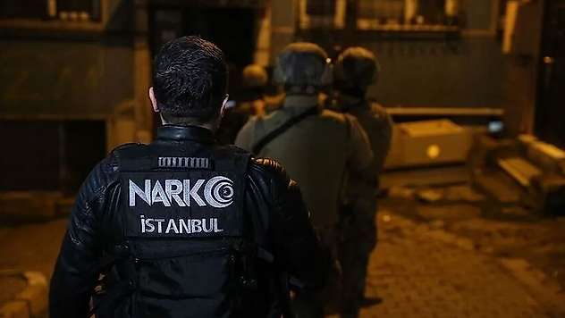 İstanbul'da şafak operasyonu! 16 şüpheli yakalandı