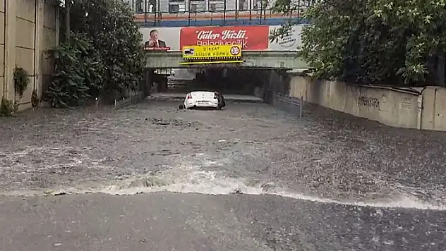 İstanbul'da sağanak etkili oluyor
