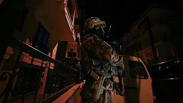 İstanbul'da terör örgütü DEAŞ'a yönelik eş zamanlı operasyon: 17 gözaltı